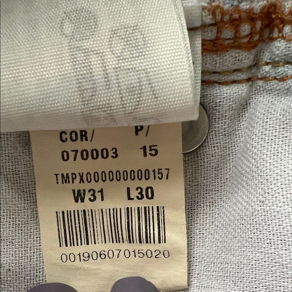 Abercrombie and Fitch Men's Light Blue Jeans in Size W31 L30 - Picture 12 of 15